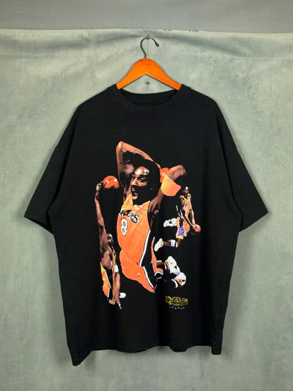 Sergio Calabasas Kobe Bryant LA Lakers t shirt Mens Size XXL Faded Black Mamba